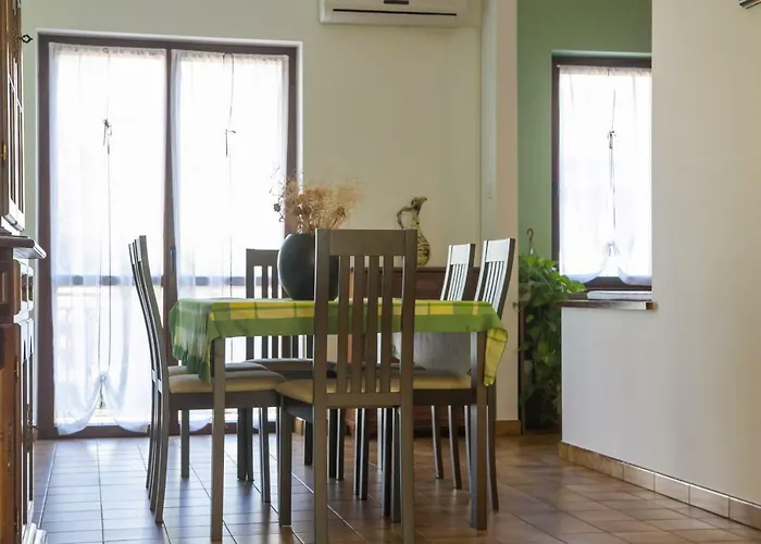 Andrino マリ・ロシニュ